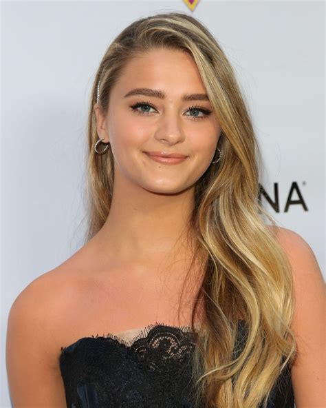 lizzy greene|More.